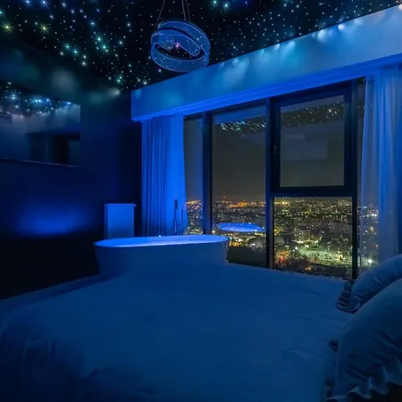 Hanza Tower Sky Lux 17th Floor