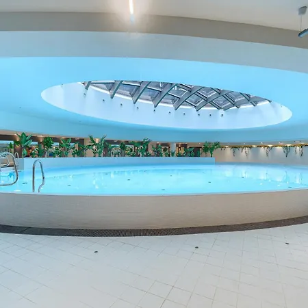 Hanza Tower Sky Lux 17th Floor アパート