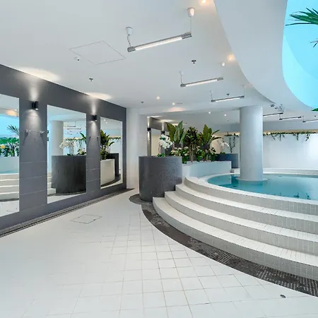 Hanza Tower Sky Lux 17th Floor 公寓 *