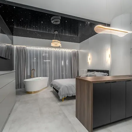 Hanza Tower Sky Lux 17th Floor アパート