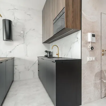 Hanza Tower Sky Lux 17th Floor *