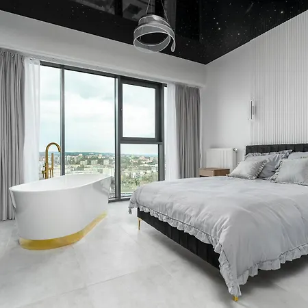 Hanza Tower Sky Lux 17th Floor * シュチェチン