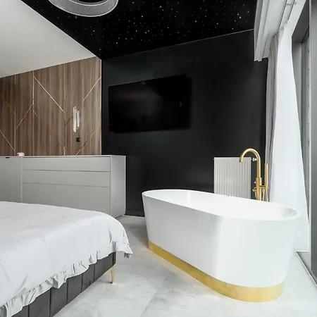 Hanza Tower Sky Lux 17th Floor Apartamento