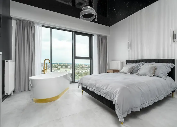 Hanza Tower Sky Lux 17th Floor * Щецин